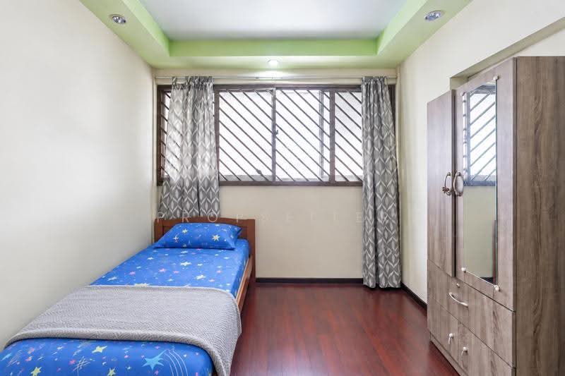 104 Pasir Ris Street 12, 104 Pasir Ris Street 12, Pasir Ris / Tampines, 3 Bedrooms, 1,119 sqft, HDB Flat For Sale, by Elaine Wong, 500262537 - Bedroom - PropertyGuru.com.sg