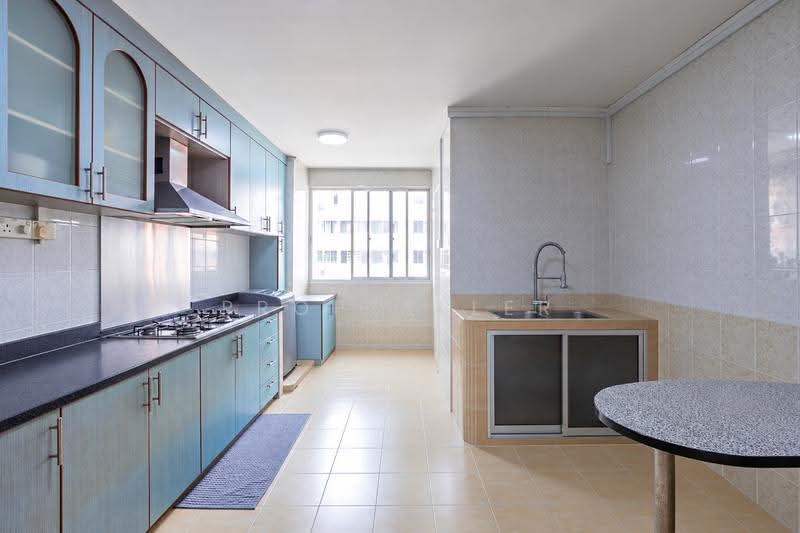 104 Pasir Ris Street 12, 104 Pasir Ris Street 12, Pasir Ris / Tampines, 3 Bedrooms, 1,119 sqft, HDB Flat For Sale, by Elaine Wong, 500262537 - Kitchen - PropertyGuru.com.sg