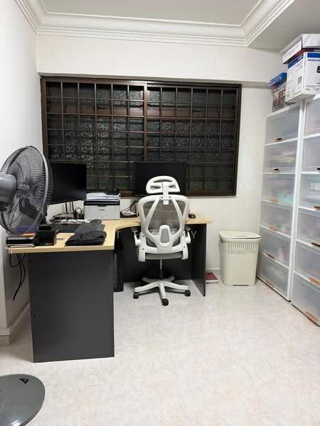 318 Sembawang Vista, 318 Sembawang Vista, Sembawang / Yishun, 3 Bedrooms, 1,087 sqft, HDB Flat For Sale, by Terry Koh, 500262541 - Study - PropertyGuru.com.sg