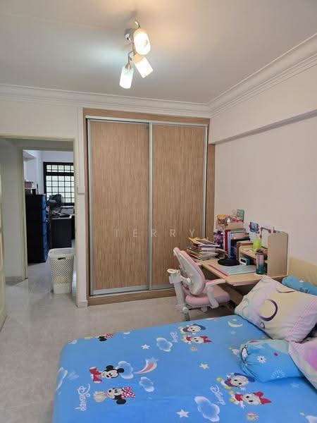 318 Sembawang Vista, 318 Sembawang Vista, Sembawang / Yishun, 3 Bedrooms, 1,087 sqft, HDB Flat For Sale, by Terry Koh, 500262541 - Bedroom - PropertyGuru.com.sg