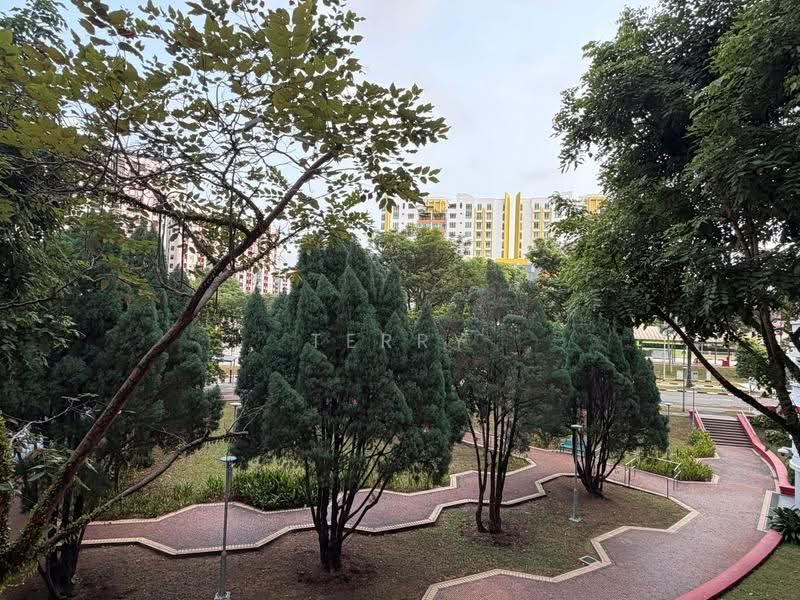 318 Sembawang Vista, 318 Sembawang Vista, Sembawang / Yishun, 3 Bedrooms, 1,087 sqft, HDB Flat For Sale, by Terry Koh, 500262541 - Exterior - PropertyGuru.com.sg