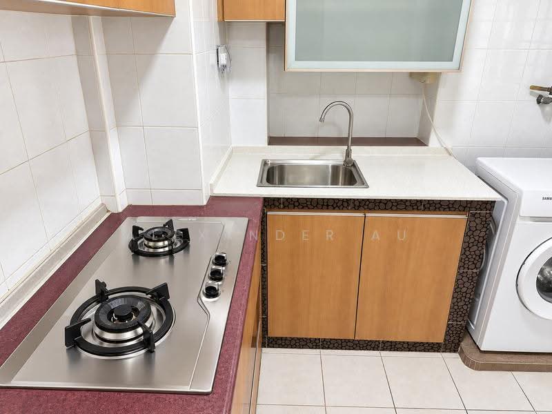 79B Toa Payoh Central, 79B Toa Payoh Central, Balestier / Toa Payoh, 3 Bedrooms, 980 sqft, HDB Flat For Rent, by Alexander Au, 500262542 - Kitchen - PropertyGuru.com.sg