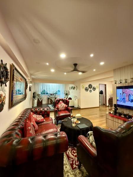 635 Woodlands Ring Road, 635 Woodlands Ring Road, Admiralty / Woodlands, 4 Bedrooms, 1,517 sqft, HDB Flat For Sale, by Jay Ng, 500262543 - Living Room - PropertyGuru.com.sg