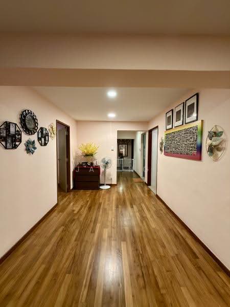 635 Woodlands Ring Road, 635 Woodlands Ring Road, Admiralty / Woodlands, 4 Bedrooms, 1,517 sqft, HDB Flat For Sale, by Jay Ng, 500262543 - Corridor - PropertyGuru.com.sg