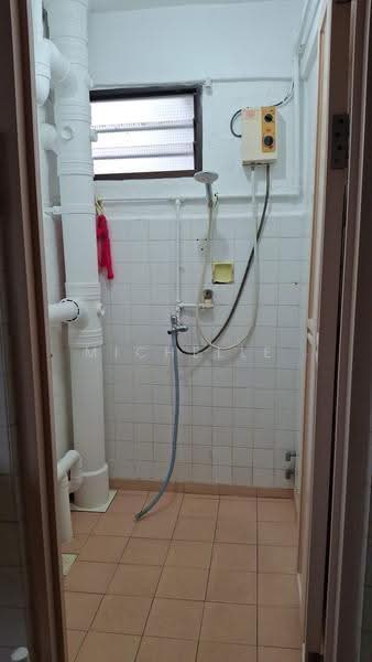 35 Chai Chee Avenue, 35 Chai Chee Avenue, Bedok / Upper East Coast, Room Rental, 200 sqft, HDB Flat For Rent, by Michelle Lee, 500262544 - Bathroom - PropertyGuru.com.sg