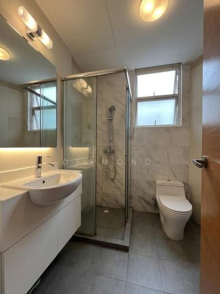 Regal 35, 15 Lorong 35 Geylang, Eunos / Geylang / Paya Lebar, 3 Bedrooms, 1,259 sqft, Apartment For Sale, by Desmond Lim, 500262546 - PropertyGuru.com.sg