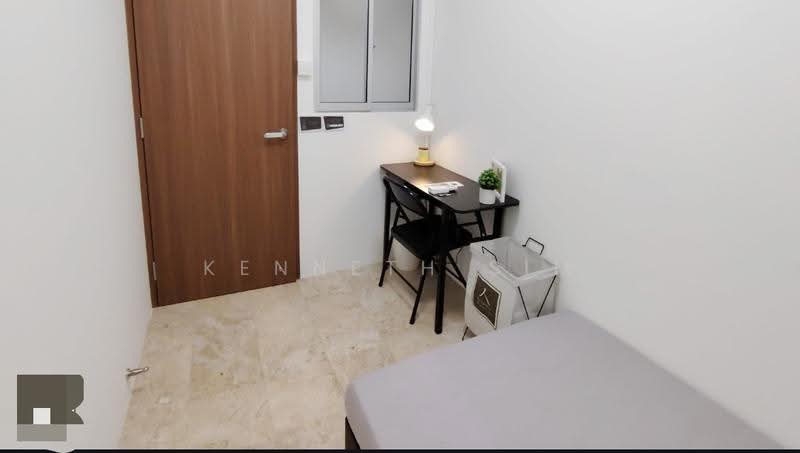 Parc Oasis, 49 Jurong East Avenue 1, Boon Lay / Jurong / Tuas, Room Rental, 100 sqft, Condominium For Rent, by KENNETH SIM, 500262555 - $1050 ECON3 Bedroom w aircon - PropertyGuru.com.sg