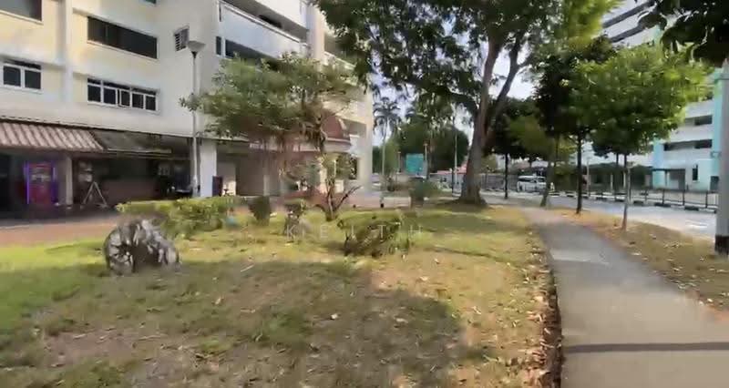 Wide frontage hdb shop Tampines, Tampines street 41, Pasir Ris / Tampines, 1,970 sqft, Shop / Shophouse For Sale, by Keith Teh, 500262565 - Exterior - CommercialGuru.com.sg