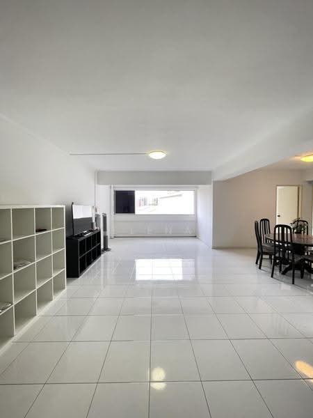 510 Pasir Ris Street 52, 510 Pasir Ris Street 52, Pasir Ris / Tampines, 4 Bedrooms, 1,572 sqft, HDB Flat For Sale, by Elena Pang, 500262577 - Living Room - PropertyGuru.com.sg