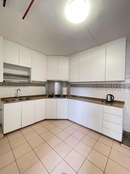 510 Pasir Ris Street 52, 510 Pasir Ris Street 52, Pasir Ris / Tampines, 4 Bedrooms, 1,572 sqft, HDB Flat For Sale, by Elena Pang, 500262577 - Kitchen - PropertyGuru.com.sg