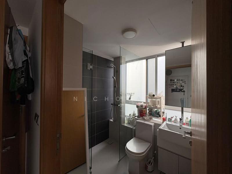 Devonshire Residences, 55 Devonshire Road, Orchard / River Valley, 1 Bedroom, 506 sqft, Condominium For Sale, by Nicholas Toh, 500262578 - Bathroom - PropertyGuru.com.sg