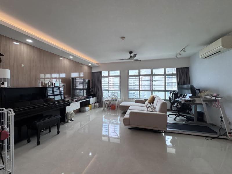 101A Canberra Street, 101A Canberra Street, Sembawang / Yishun, 3 Bedrooms, 1,216 sqft, HDB Flat For Sale, by Cherine Cheong, 500262591 - Living Room - PropertyGuru.com.sg