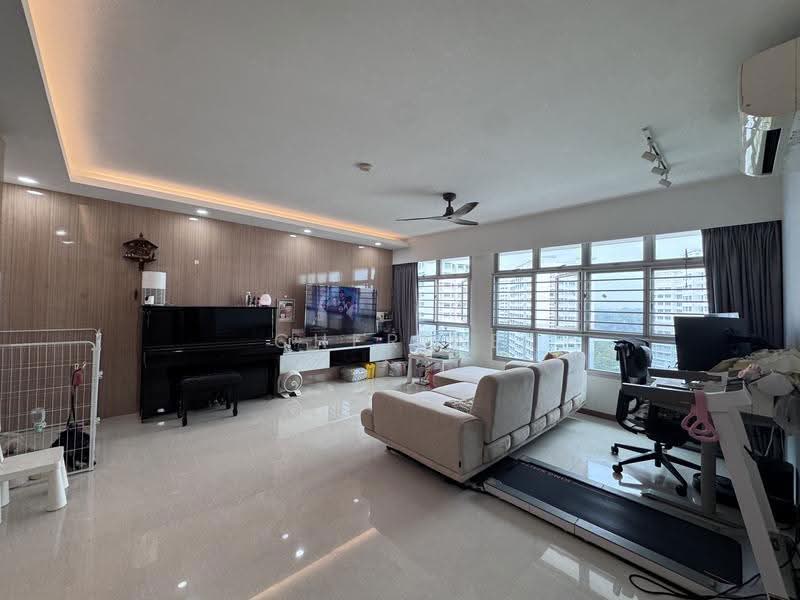 101A Canberra Street, 101A Canberra Street, Sembawang / Yishun, 3 Bedrooms, 1,216 sqft, HDB Flat For Sale, by Cherine Cheong, 500262591 - Living Room - PropertyGuru.com.sg