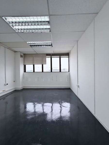 Da Jin Factory Building, 362 Upper Paya Lebar Road, Hougang / Punggol / Sengkang, 516 sqft, Light Industrial (B1) For Rent, by Irene Seah, 500262593 - Interior - CommercialGuru.com.sg