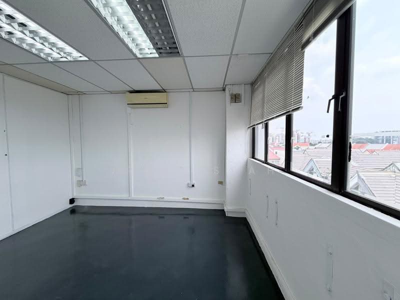 Da Jin Factory Building, 362 Upper Paya Lebar Road, Hougang / Punggol / Sengkang, 516 sqft, Light Industrial (B1) For Rent, by Irene Seah, 500262593 - Interior - CommercialGuru.com.sg