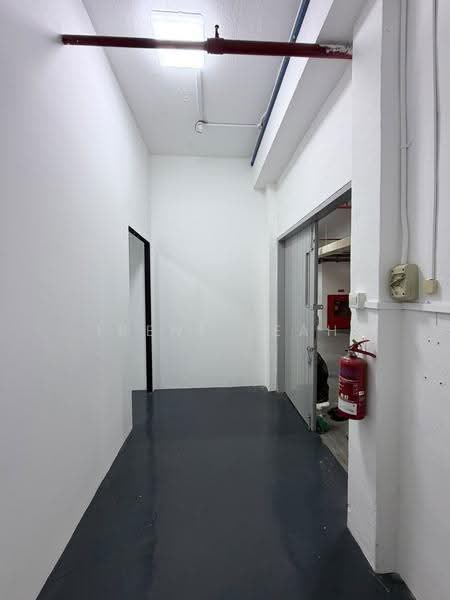 Da Jin Factory Building, 362 Upper Paya Lebar Road, Hougang / Punggol / Sengkang, 516 sqft, Light Industrial (B1) For Rent, by Irene Seah, 500262593 - CommercialGuru.com.sg