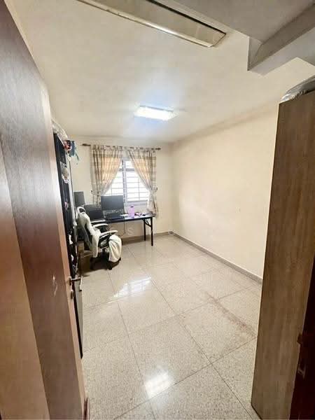 202B Sengkang East Road, 202B Sengkang East Road, Hougang / Punggol / Sengkang, 3 Bedrooms, 1,399 sqft, HDB Flat For Rent, by Desmond Chua, 500262595 - PropertyGuru.com.sg