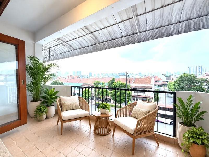 Beng Tong Mansion, East Coast Road/ Joo Chiat Road/ Parkway Parade/ Tanjong Katong MRT, East Coast / Marine Parade, 4 Bedrooms, 1,800 sqft, Apartment For Sale, by Justin Quek, 500262598 - Balcony - PropertyGuru.com.sg