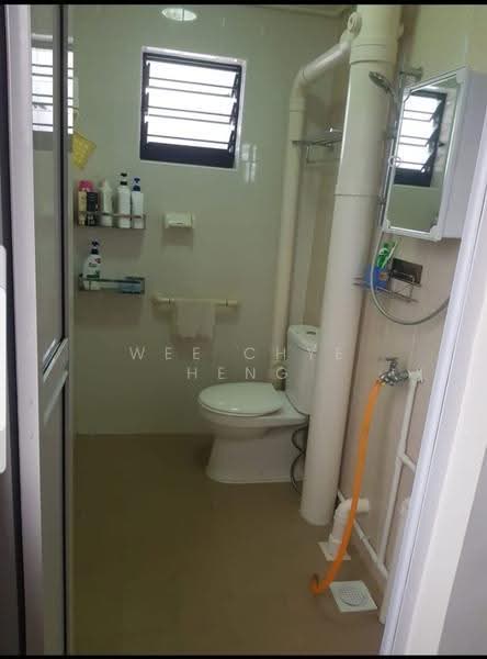 477 Jurong West Street 41, 477 Jurong West Street 41, Boon Lay / Jurong / Tuas, Room Rental, 150 sqft, HDB Flat For Rent, by Wee Chye Heng (Alan Wee), 500262600 - Bathroom - PropertyGuru.com.sg