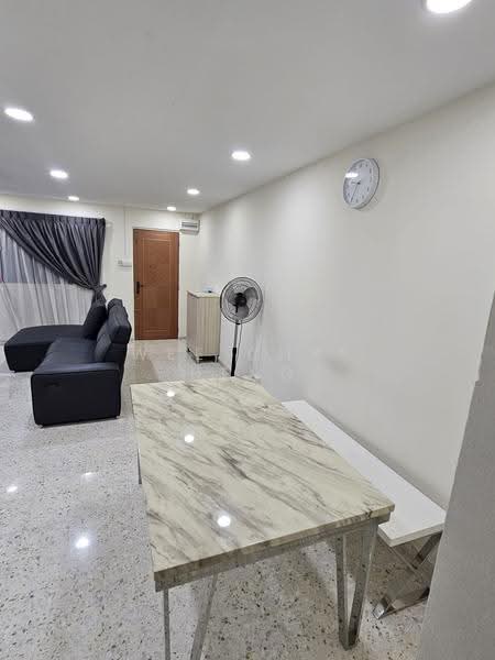 477 Jurong West Street 41, 477 Jurong West Street 41, Boon Lay / Jurong / Tuas, Room Rental, 150 sqft, HDB Flat For Rent, by Wee Chye Heng (Alan Wee), 500262600 - Living Room - PropertyGuru.com.sg