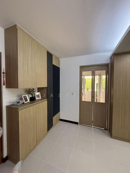 604A Punggol Road, 604A Punggol Road, Hougang / Punggol / Sengkang, 3 Bedrooms, 1,001 sqft, HDB Flat For Sale, by Jasper Ho 何潔, 500262602 - Leading to Kitchen - PropertyGuru.com.sg