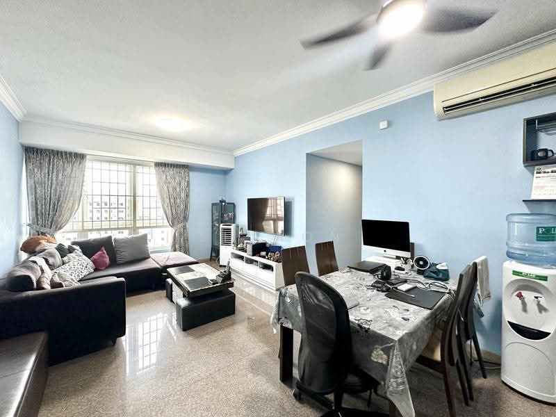 Rivervale Crest, 5 Rivervale Crescent, Hougang / Punggol / Sengkang, 3 Bedrooms, 1,152 sqft, Condominium For Sale, by Sharon Fu 傅丽华, 500262604 - Living Room - PropertyGuru.com.sg