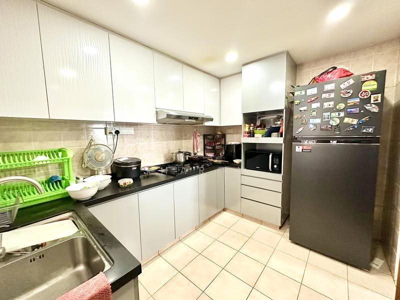 Rivervale Crest, 5 Rivervale Crescent, Hougang / Punggol / Sengkang, 3 Bedrooms, 1,152 sqft, Condominium For Sale, by Sharon Fu 傅丽华, 500262604 - Kitchen - PropertyGuru.com.sg