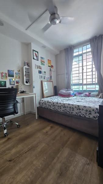 178 Edgefield Plains, 178 Edgefield Plains, Hougang / Punggol / Sengkang, 3 Bedrooms, 1,184 sqft, HDB Flat For Sale, by Heng Heng, 500262616 - Common Bedroom 1 - PropertyGuru.com.sg