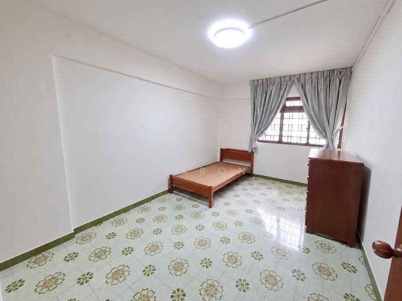 373 Clementi Avenue 4, 373 Clementi Avenue 4, Buona Vista / West Coast / Clementi New Town, 3 Bedrooms, 980 sqft, HDB Flat For Rent, by Sharon Wong 王昱婷, 500262625 - Bedroom - PropertyGuru.com.sg