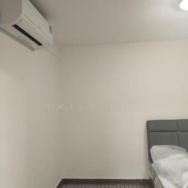 26 Toa Payoh East, 26 Toa Payoh East, Balestier / Toa Payoh, Room Rental, 250 sqft, HDB Flat For Rent, by Emily Lim Bee Kwang, 500262632 - Bedroom - PropertyGuru.com.sg