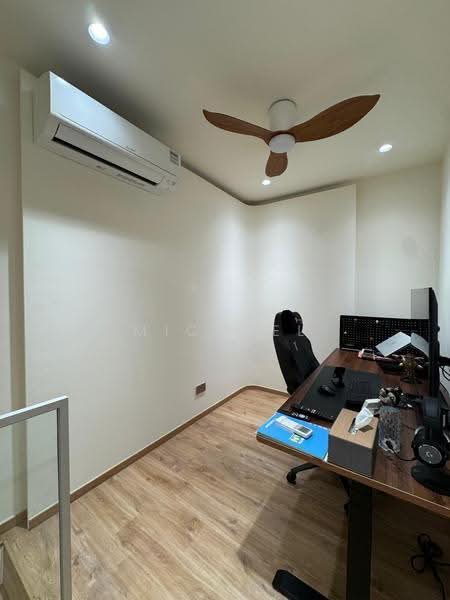 Leedon Green, 34 Leedon Heights, Tanglin / Holland / Bukit Timah, 2 Bedrooms, 786 sqft, Condominium For Sale, by Michael Wong, 500262638 - PropertyGuru.com.sg