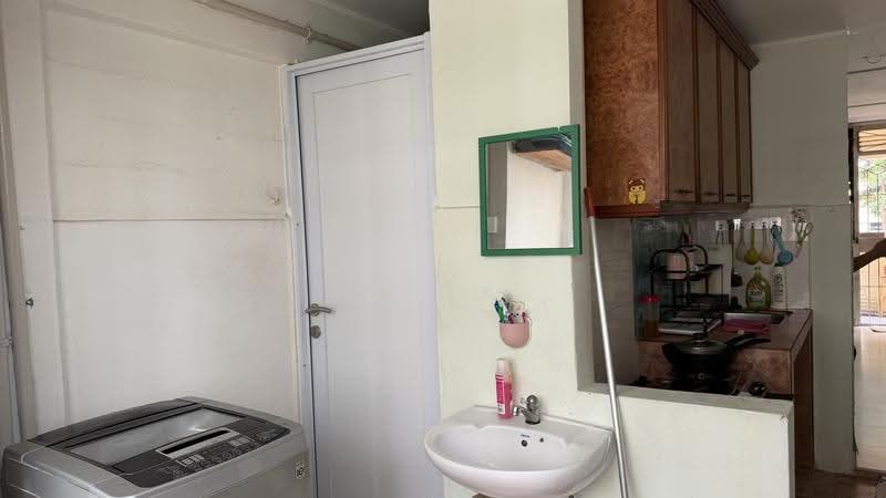 56 Lorong 4 Toa Payoh, 56 Lorong 4 Toa Payoh, Balestier / Toa Payoh, 1 Bedroom, 462 sqft, HDB Flat For Rent, by Aida Talib, 500262641 - Kitchen - PropertyGuru.com.sg