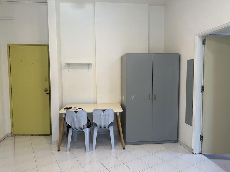 Sims 450 Centre, 450 Sims Avenue, Eunos / Geylang / Paya Lebar, 1 Bedroom, 500 sqft, Walk-up Apartment For Rent, by Kathy Nguyen, 500262645 - Interior - PropertyGuru.com.sg