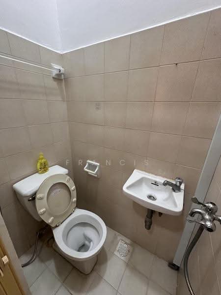 Bishan 8, 63 Bishan Street 21, Ang Mo Kio / Bishan / Thomson, Room Rental, 100 sqft, Condominium For Rent, by Francis Lee, 500262650 - Bathroom - PropertyGuru.com.sg