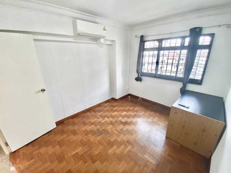 371 Hougang Street 31, 371 Hougang Street 31, Hougang / Punggol / Sengkang, 3 Bedrooms, 1,323 sqft, HDB Flat For Rent, by Belle Tan May Sian, 500262651 - Bedroom - PropertyGuru.com.sg