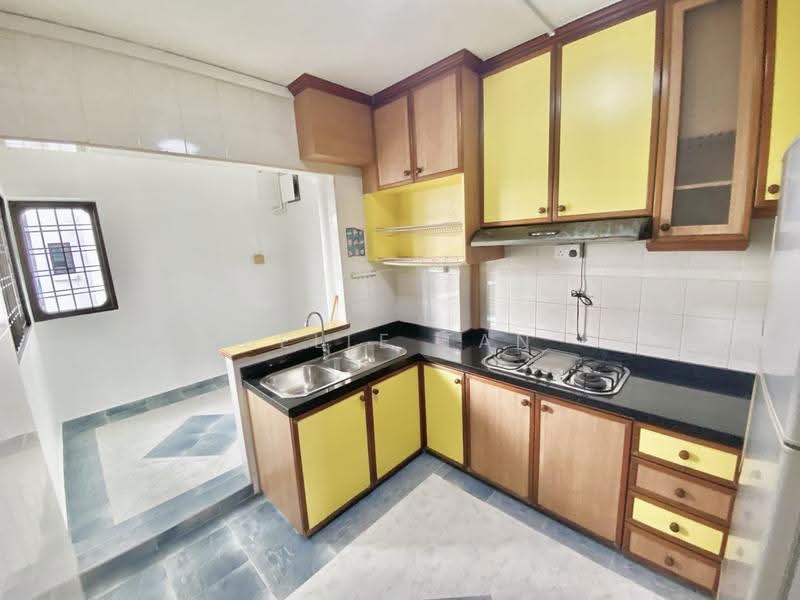 371 Hougang Street 31, 371 Hougang Street 31, Hougang / Punggol / Sengkang, 3 Bedrooms, 1,323 sqft, HDB Flat For Rent, by Belle Tan May Sian, 500262651 - Kitchen - PropertyGuru.com.sg