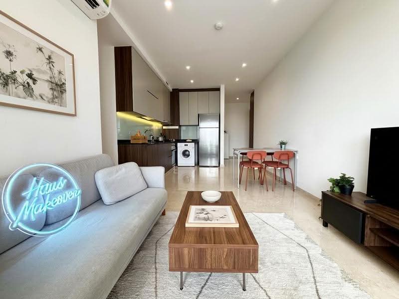 Urban Treasures, 205 Jalan Eunos, Eunos / Geylang / Paya Lebar, 3 Bedrooms, 883 sqft, Condominium For Sale, by Eve Tang, 500262654 - Living Room - PropertyGuru.com.sg