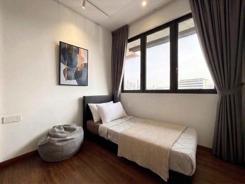 Urban Treasures, 205 Jalan Eunos, Eunos / Geylang / Paya Lebar, 3 Bedrooms, 883 sqft, Condominium For Sale, by Eve Tang, 500262654 - Bedroom - PropertyGuru.com.sg