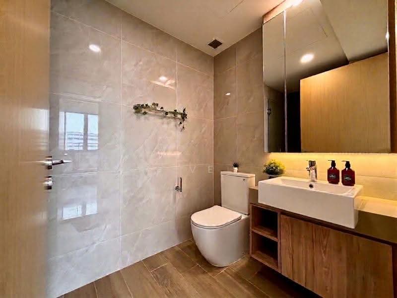 Urban Treasures, 205 Jalan Eunos, Eunos / Geylang / Paya Lebar, 3 Bedrooms, 883 sqft, Condominium For Sale, by Eve Tang, 500262654 - Bathroom - PropertyGuru.com.sg