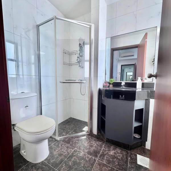 Bishan Loft, 31 Bishan Street 11, Ang Mo Kio / Bishan / Thomson, Room Rental, 220 sqft, Condominium For Rent, by Joyce Lim, 500262658 - Bathroom - PropertyGuru.com.sg