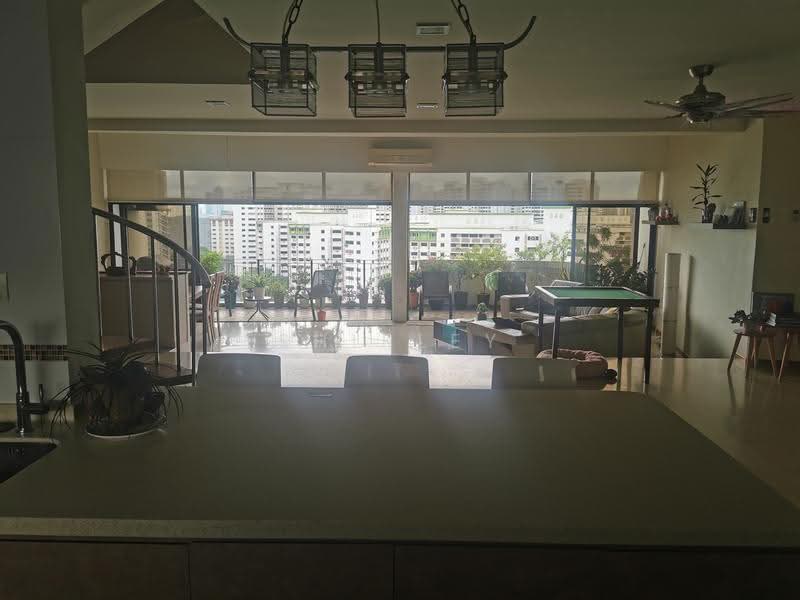 Lakepoint Condo, 10 Lakepoint Drive, Boon Lay / Jurong / Tuas, 5 Bedrooms, 3,261 sqft, Condominium For Sale, by Shirley Krans, 500262662 - Living Room - PropertyGuru.com.sg