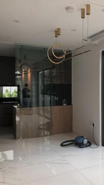 Woodgrove Estate, Cedarwood Grove, Admiralty / Woodlands, 6 Bedrooms, 5,500 sqft, Detached House For Sale, by Lin Lew, 500262665 - Interior - PropertyGuru.com.sg
