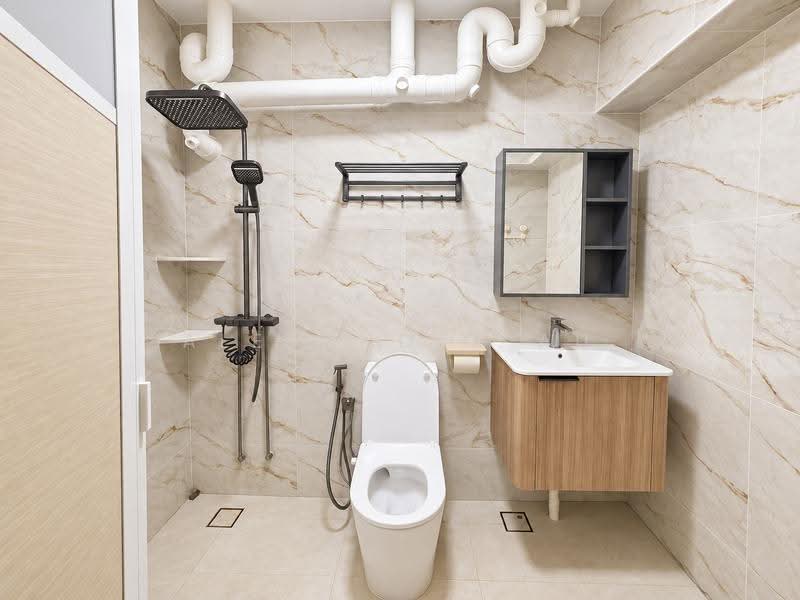 197B Punggol Field, 197B Punggol Field, Hougang / Punggol / Sengkang, 3 Bedrooms, 1,184 sqft, HDB Flat For Sale, by Alexander Au, 500262666 - Bathroom - PropertyGuru.com.sg