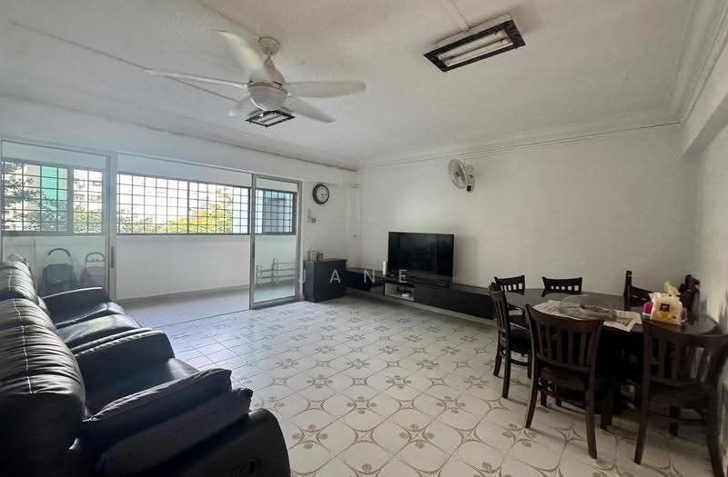 320 Jurong East Street 31, 320 Jurong East Street 31, Boon Lay / Jurong / Tuas, Room Rental, 150 sqft, HDB Flat For Rent, by Jane Toh, 500262668 - Living Room - PropertyGuru.com.sg