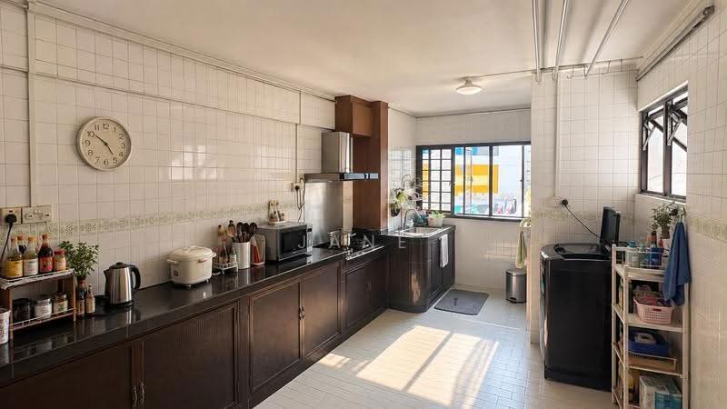320 Jurong East Street 31, 320 Jurong East Street 31, Boon Lay / Jurong / Tuas, Room Rental, 150 sqft, HDB Flat For Rent, by Jane Toh, 500262668 - Kitchen - PropertyGuru.com.sg