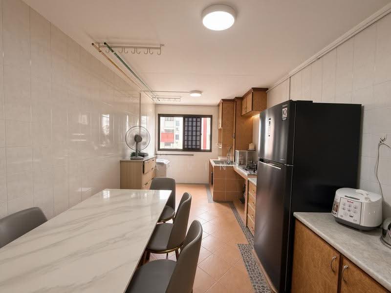 322 Bukit Batok Street 33, 322 Bukit Batok Street 33, Dairy Farm / Bukit Panjang / Choa Chu Kang, 2 Bedrooms, 731 sqft, HDB Flat For Sale, by Alvin Yap, 500262678 - Kitchen - PropertyGuru.com.sg