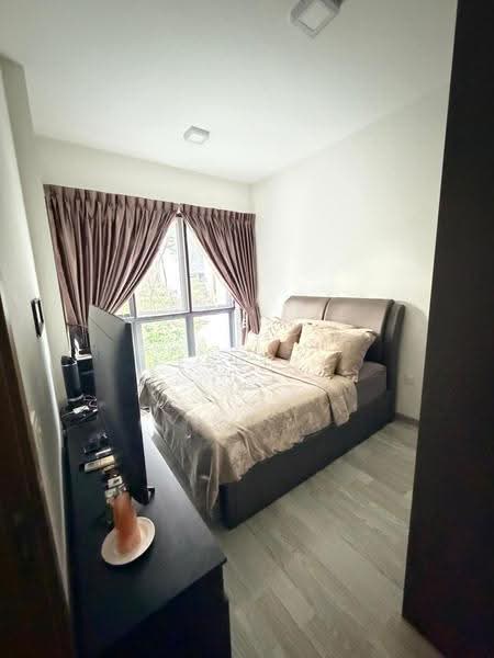 Lakeville, 3 Jurong Lake Link, Boon Lay / Jurong / Tuas, 2 Bedrooms, 807 sqft, Condominium For Rent, by Jessica Foo, 500262680 - Bedroom - PropertyGuru.com.sg