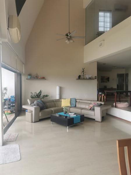 Lakepoint Condo, 2 Lakepoint Drive, Boon Lay / Jurong / Tuas, 5 Bedrooms, 3,621 sqft, Condominium For Rent, by Shirley Krans, 500262683 - Living Room - PropertyGuru.com.sg