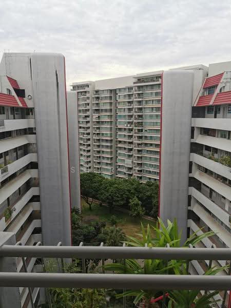 Lakepoint Condo, 2 Lakepoint Drive, Boon Lay / Jurong / Tuas, 5 Bedrooms, 3,621 sqft, Condominium For Rent, by Shirley Krans, 500262683 - Exterior - PropertyGuru.com.sg