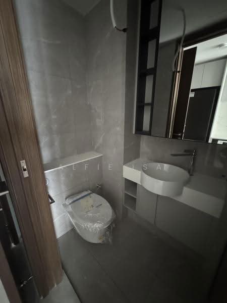 Grand Dunman, 18 Dunman Road, East Coast / Marine Parade, Studio, 300 sqft, Condominium For Rent, by Alfie Isa, 500262688 - Bathroom - PropertyGuru.com.sg